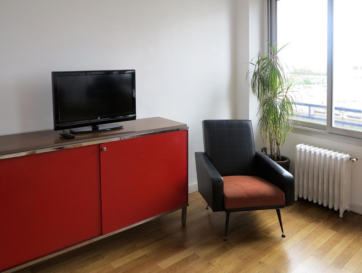 Les Abeilles Hotel Saint-Nazaire  Buitenkant foto